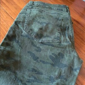 Men’s Camouflage Jeans 33W